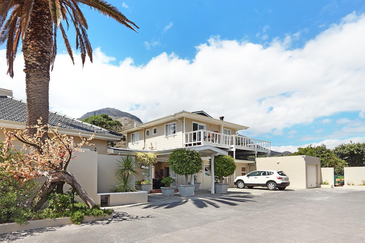 The Beach House Guest House Cape Town Exterior photo